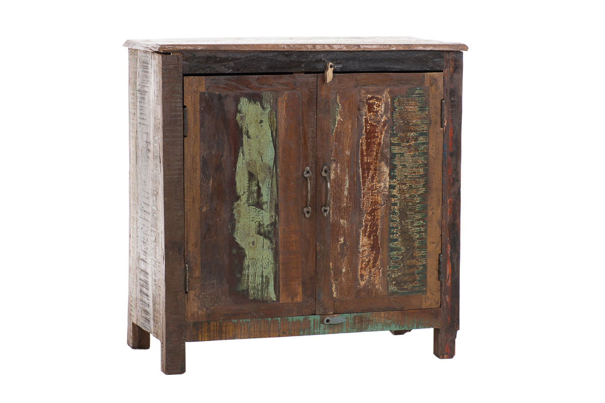 Commode Vada