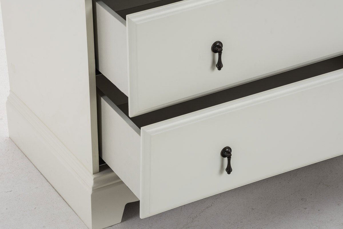 Commode Trival (6)