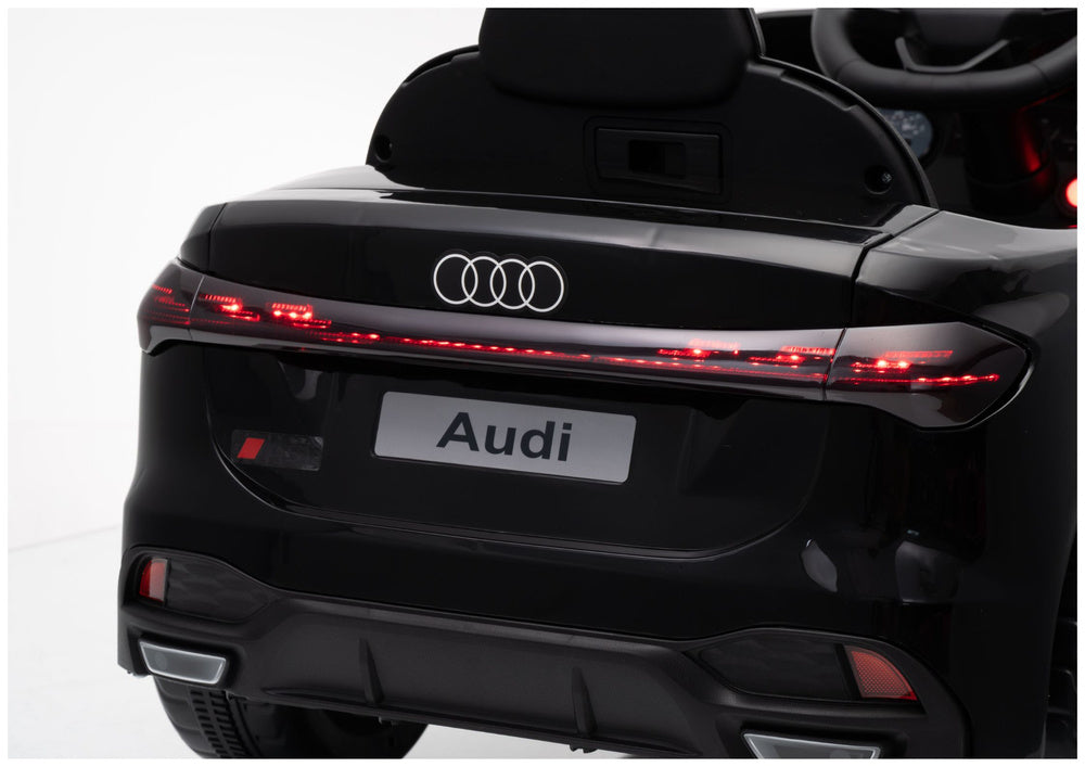 Audi A5L HL788 Zwart voertuig op batterijen (13)