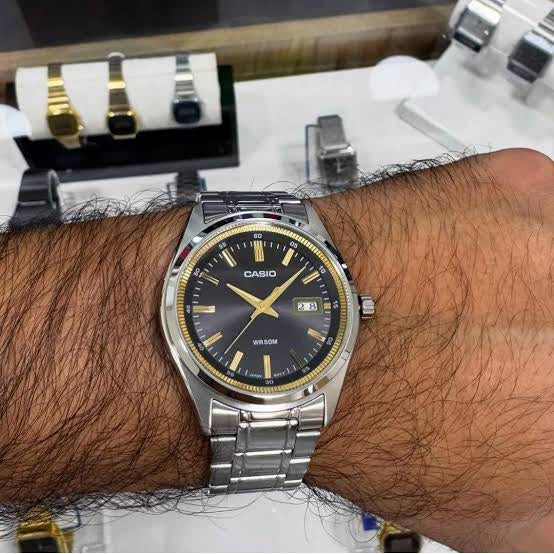 Casio Herrenuhr – MTP-B180D-1A2