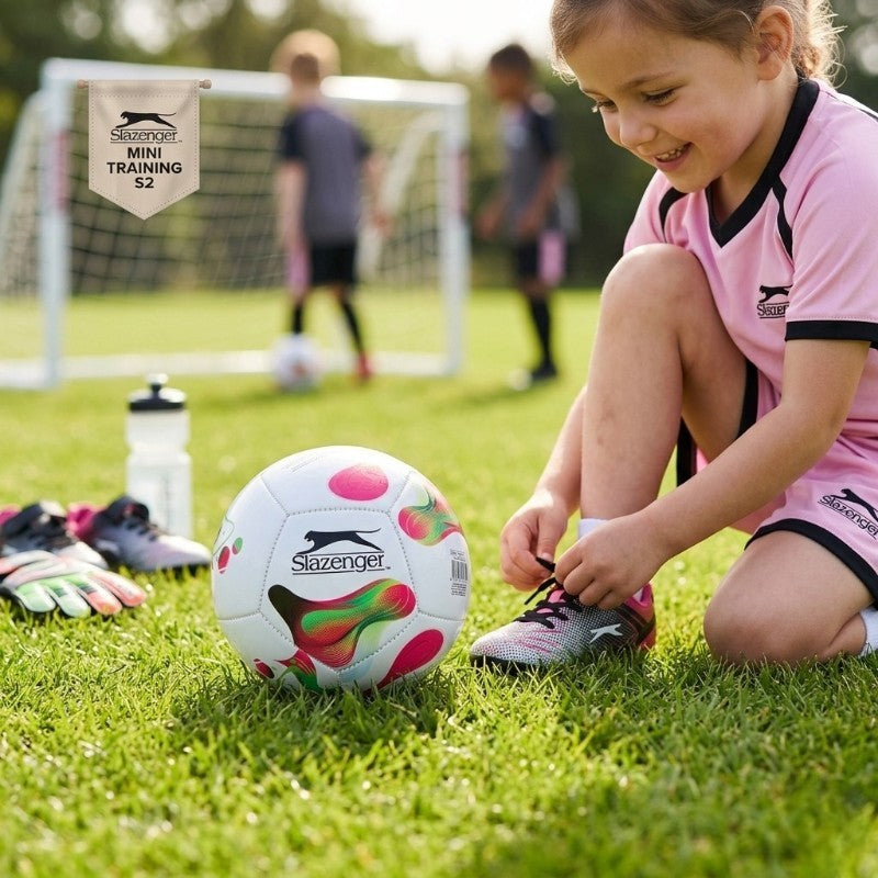 Slazenger - Mini-voetbal voor kinderen, 12 panelen, maat 2 (wit/roze) (2)