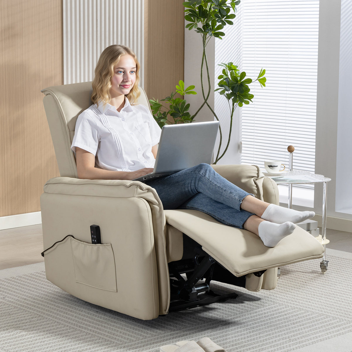 Elektrische massagestoel, kunstlederen bekleding, voetsteun, zijvak, beige (2)