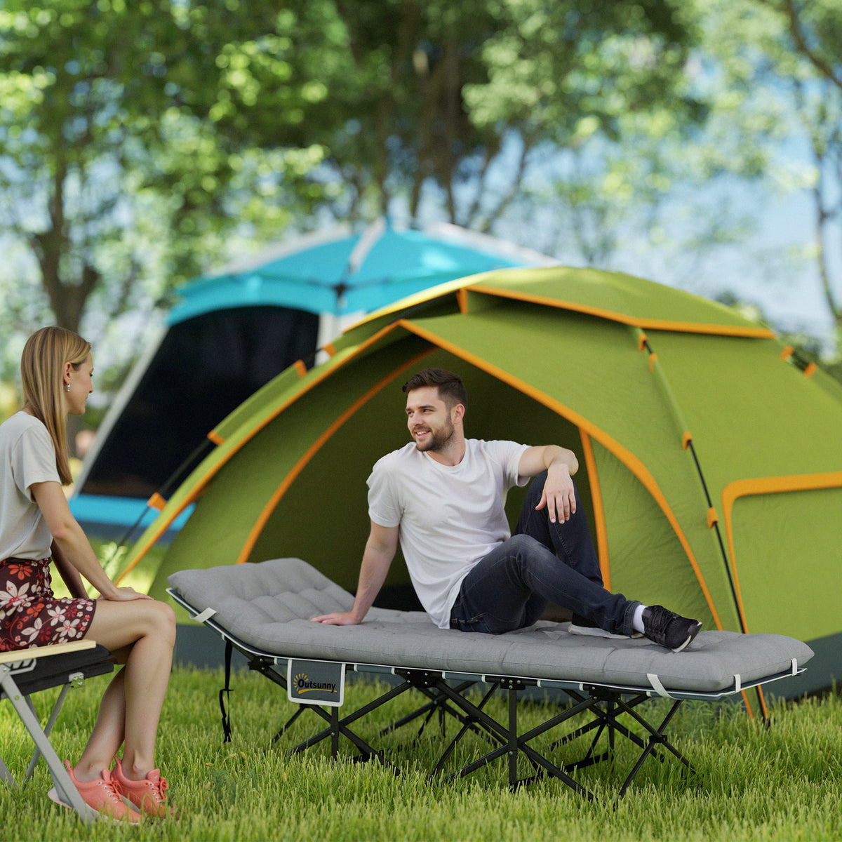 Opvouwbaar veldbed campingbed met matras hoofdkussen zijvak 185 x 68 x 37 cm tot 150 kg lichtgrijs (2)