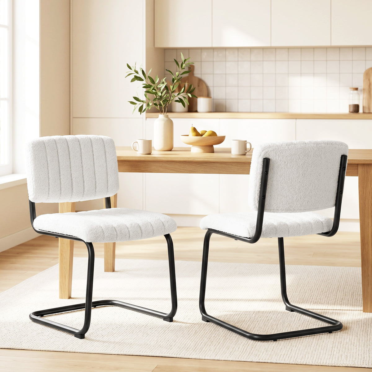 Eetkamerstoelen 2-delige set moderne sledestoel met hoge rugleuning, teddyfleece-look voor keuken, eettafel (2)