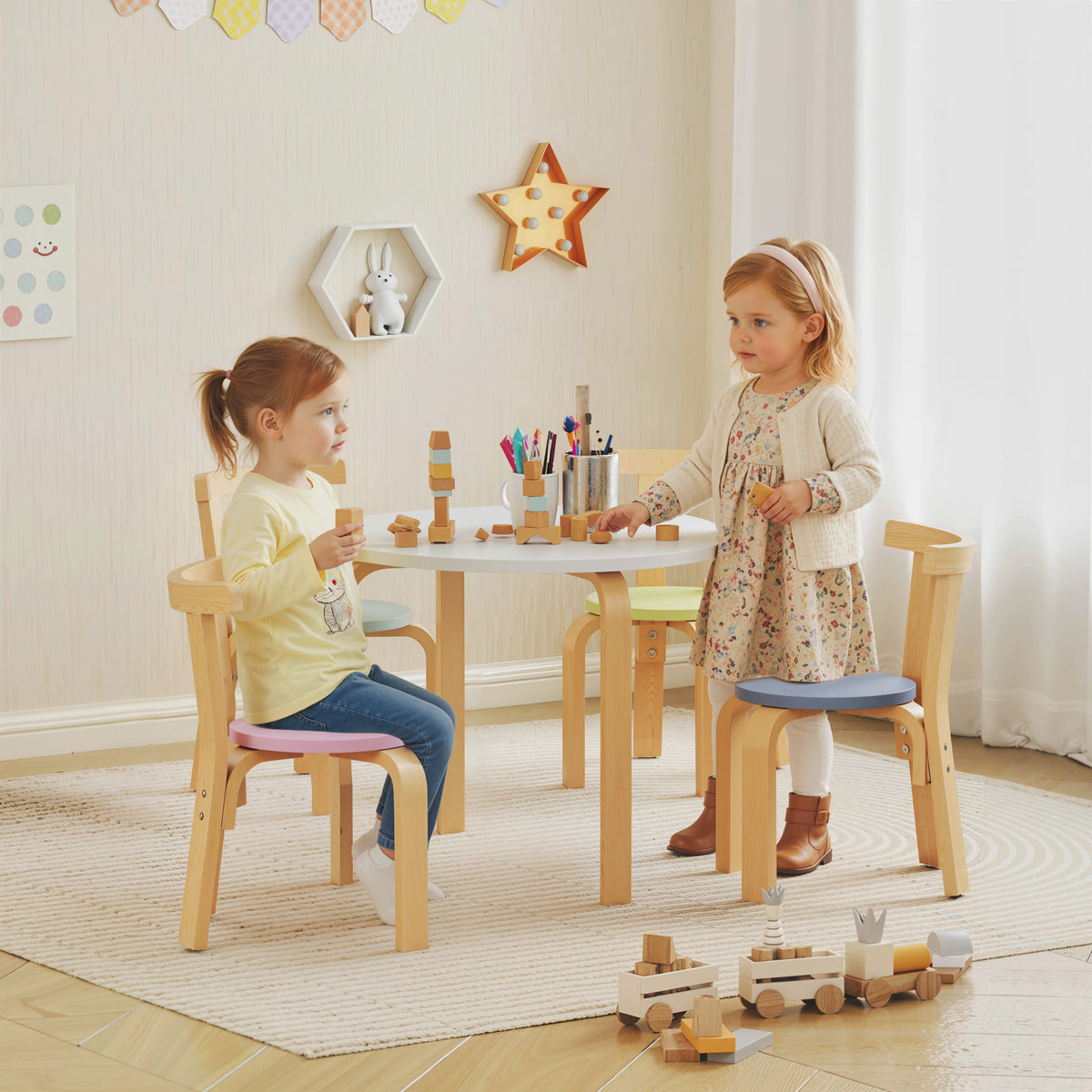 5-delige kindertafel- en stoelenset, licht massief hout, gekleurd (2)