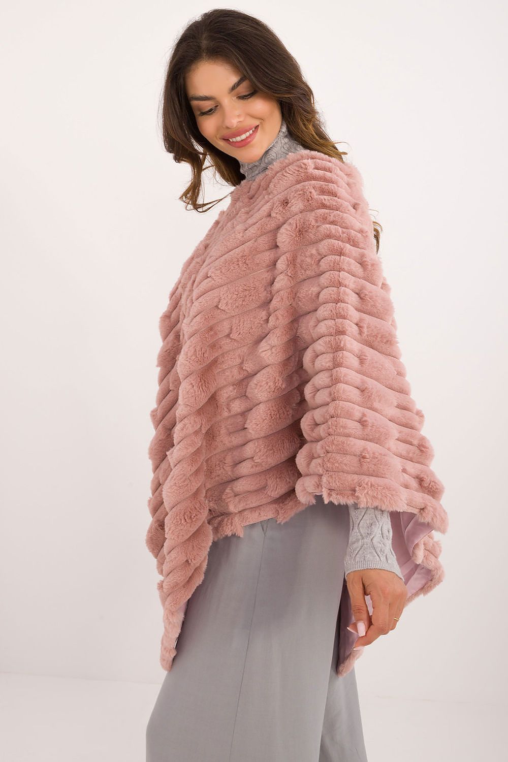  Poncho model 200205 Wool Fashion Italia 
