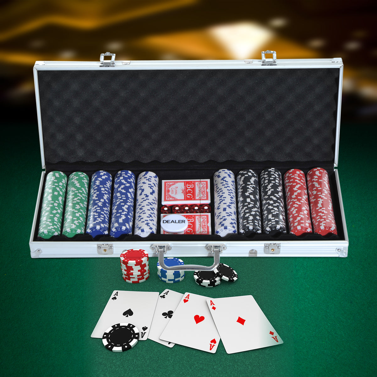 Pokerset, 500 fiches, 2 kaartspellen, 5 dobbelstenen, aluminium koffer, afsluitbaar (2)